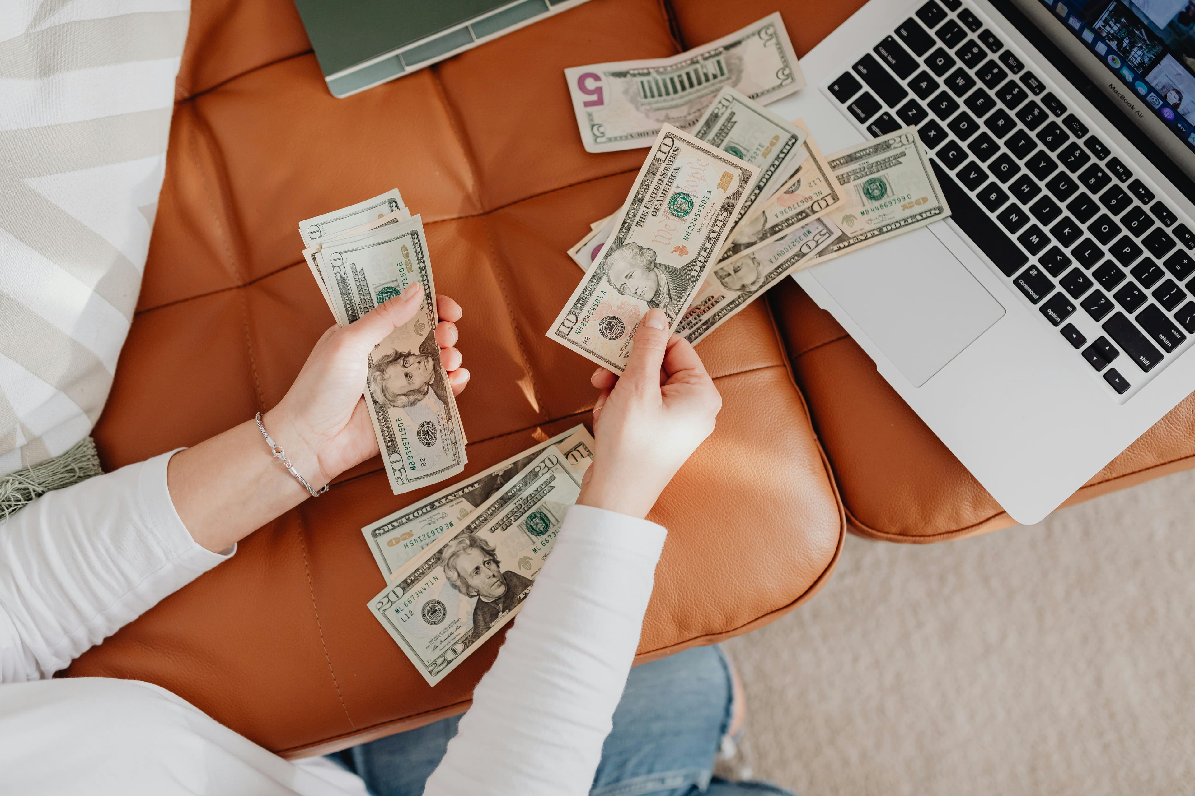 Cover image for AI Side Hustles You Can Start Right Now (Even as a Beginner)